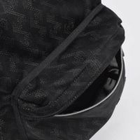 レザレクションのリュック