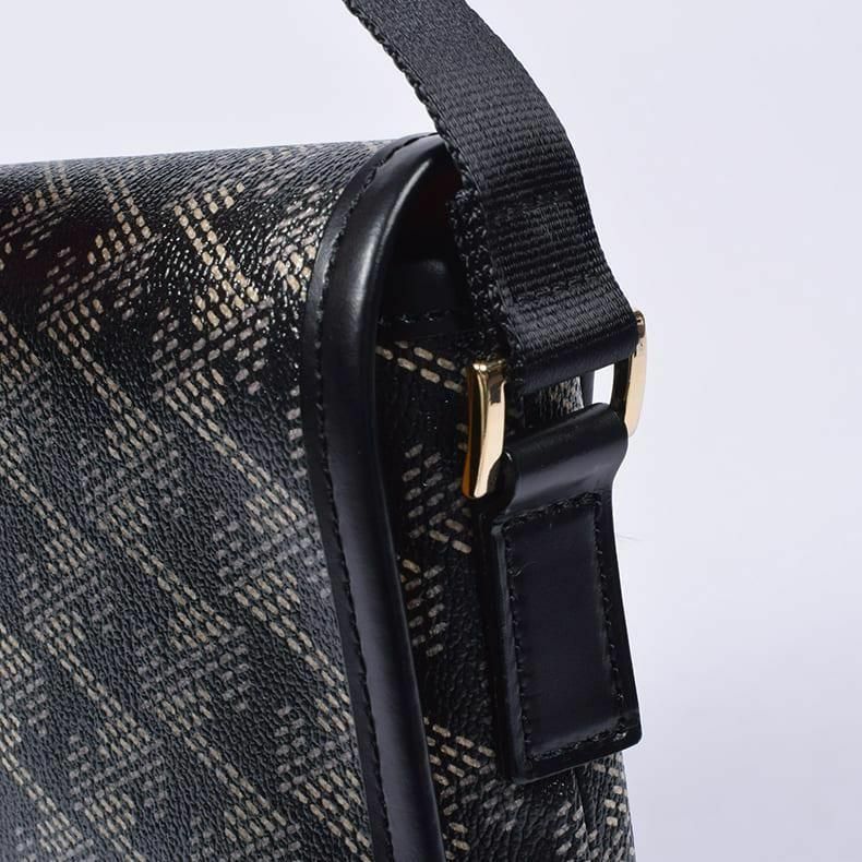 レザレクションのカートバッグ