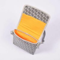 レザレクションのカートバッグ