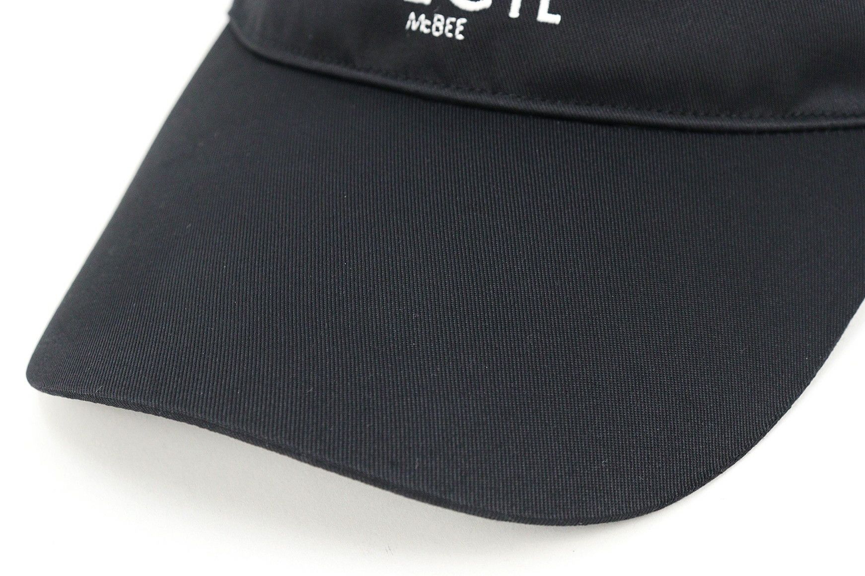 セシルマクビーグリーンのサンバイザー