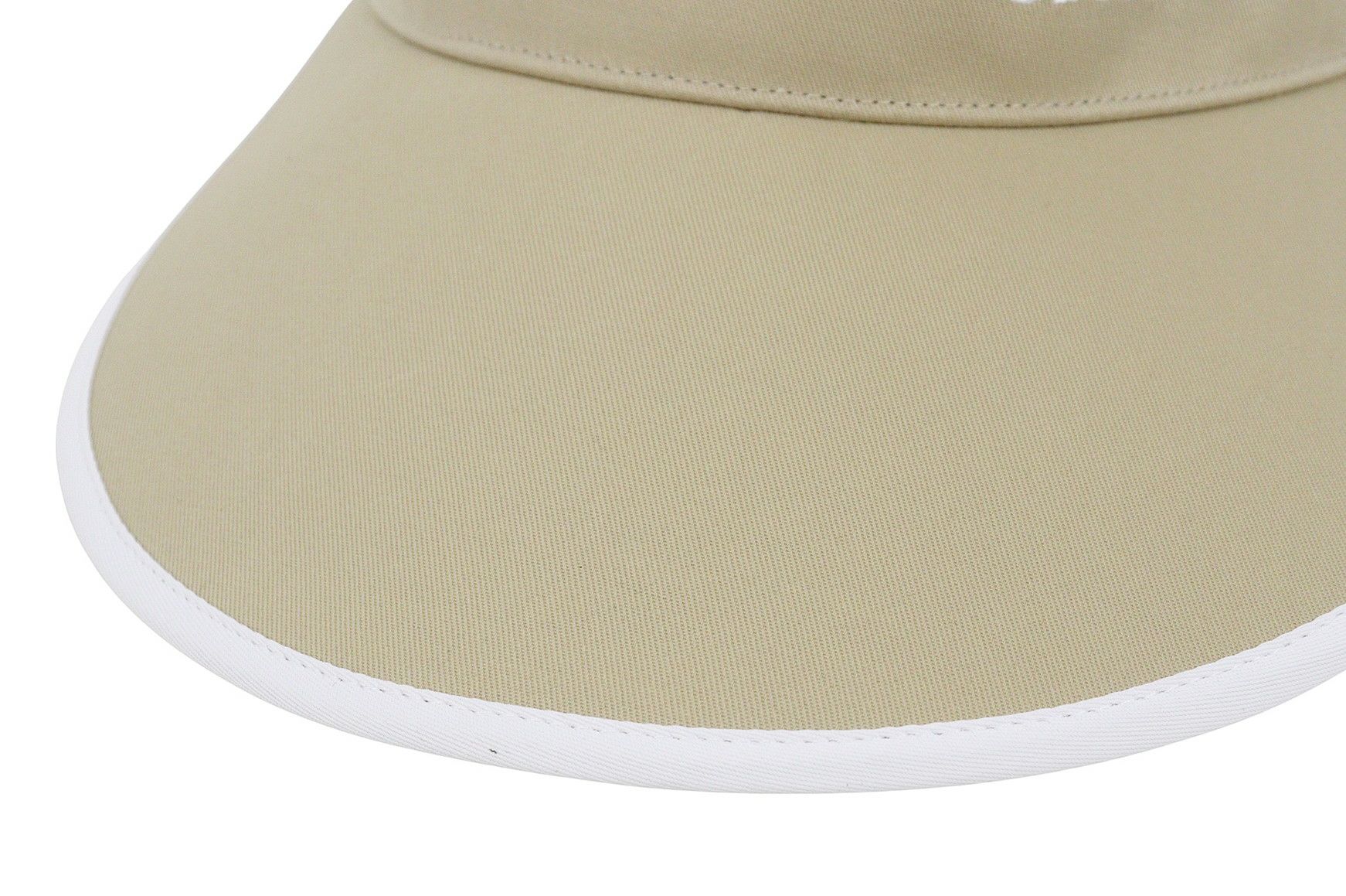 セシルマクビーグリーンのサンバイザー