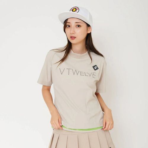 V12のハイネックシャツ