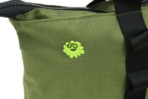 ピーダブリュサーキュラスのカートバッグ