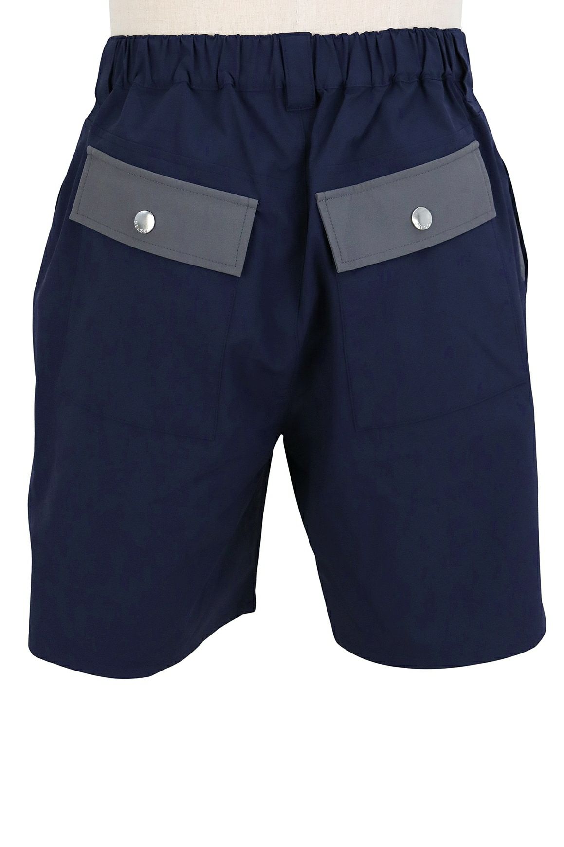 デルソルゴルフのパンツ