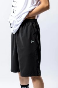 ニューエラのショートパンツ
