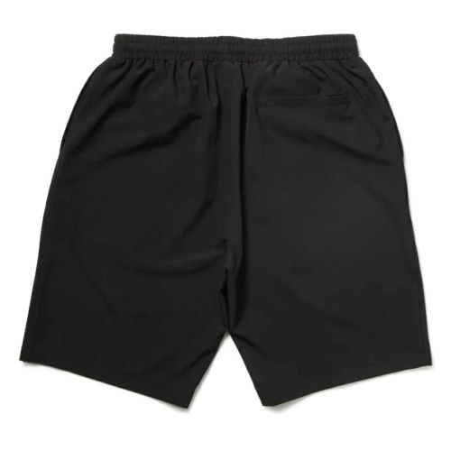 ニューエラのショートパンツ