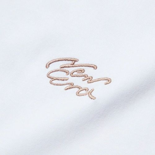 ニューエラのＴシャツ