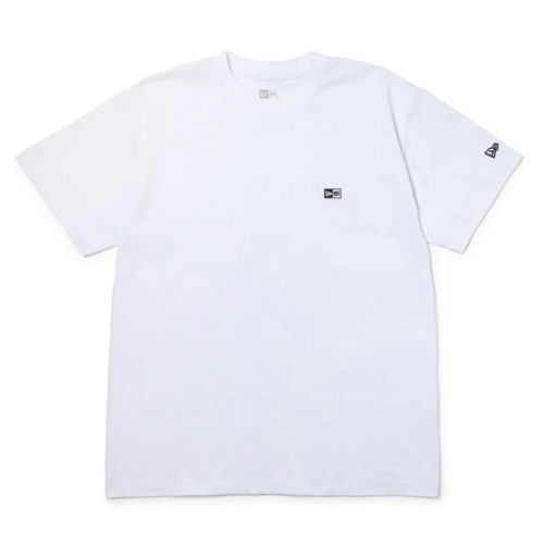 ニューエラのTシャツ