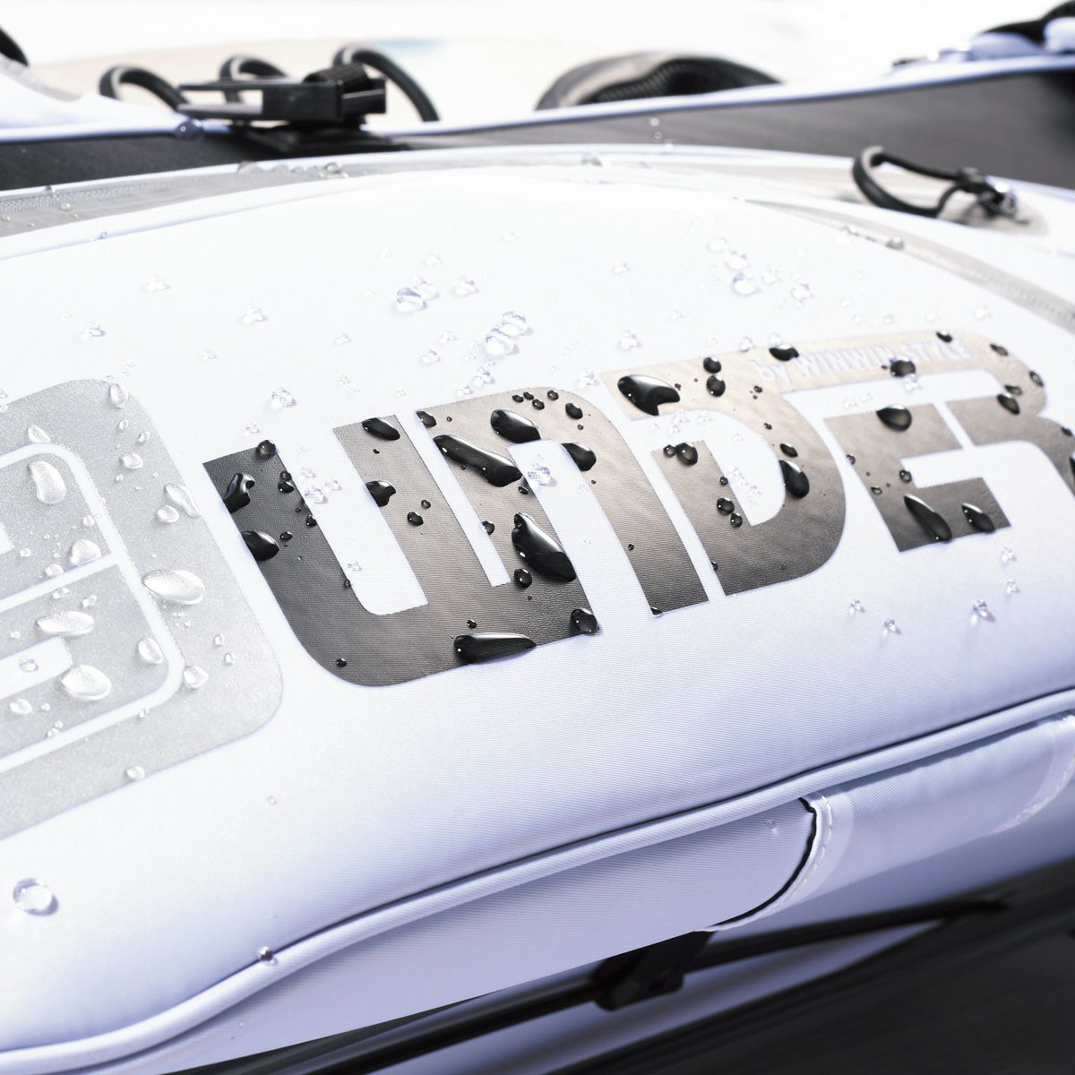 ウィンウィンスタイルのキャディバッグ