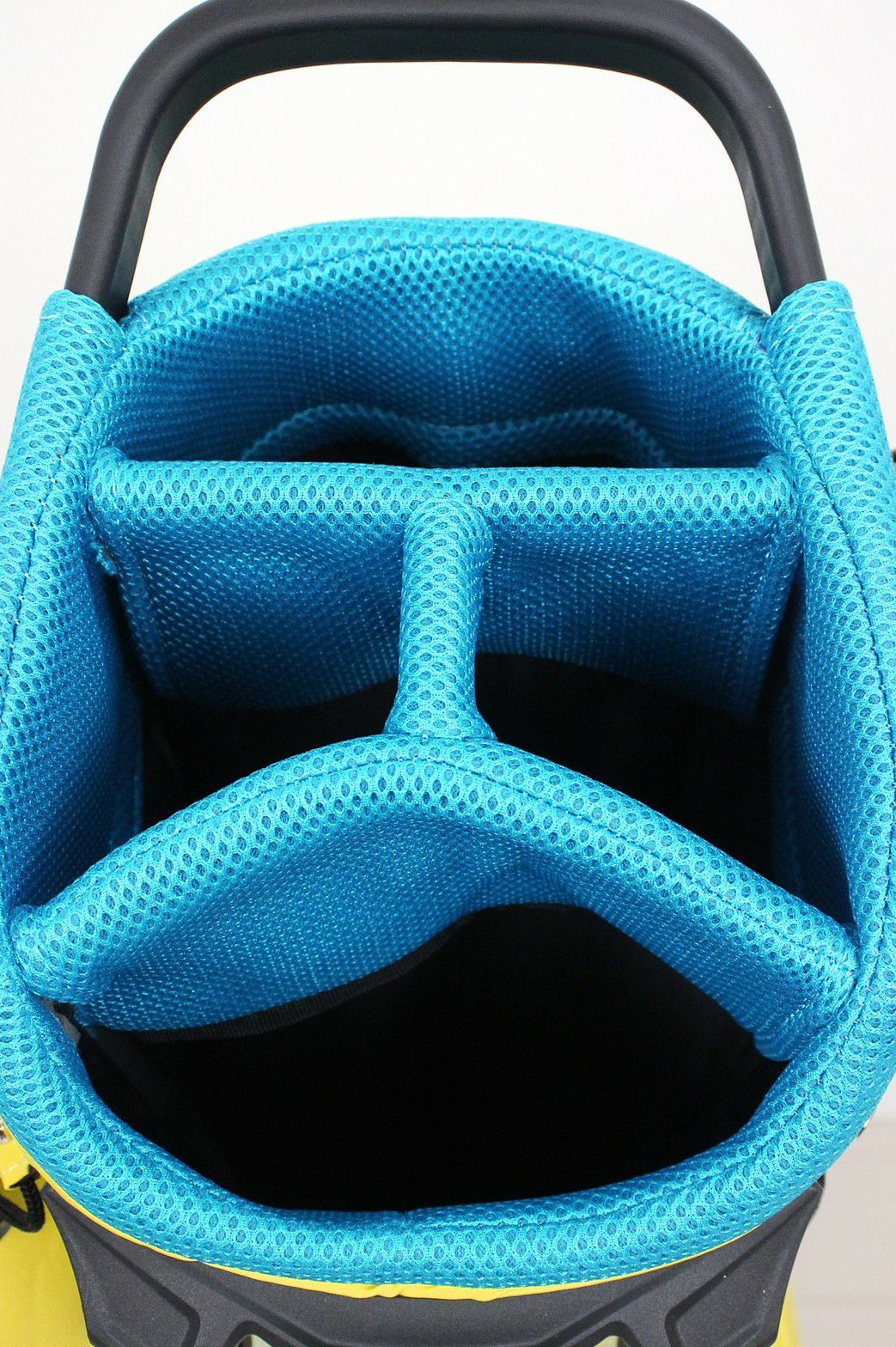 ウィンウィンスタイルのキャディバッグ