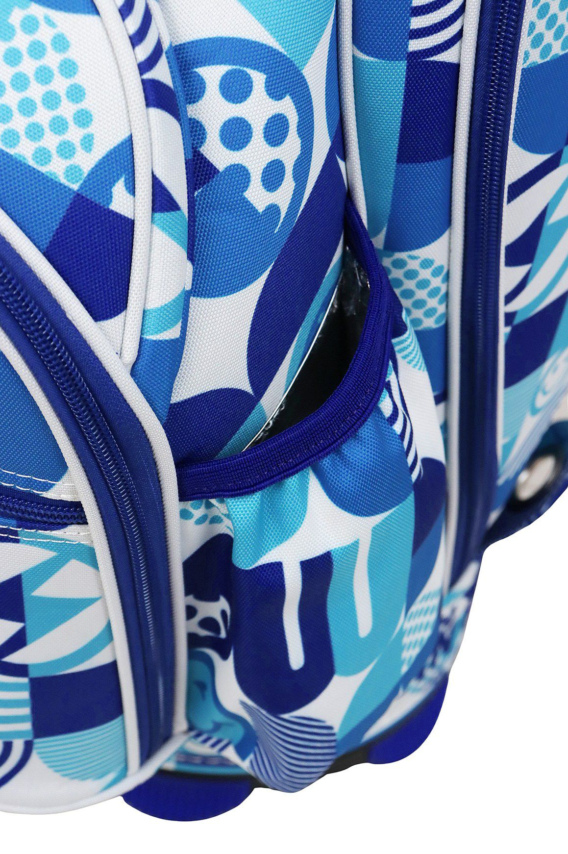 ウィンウィンスタイルのキャディバッグ