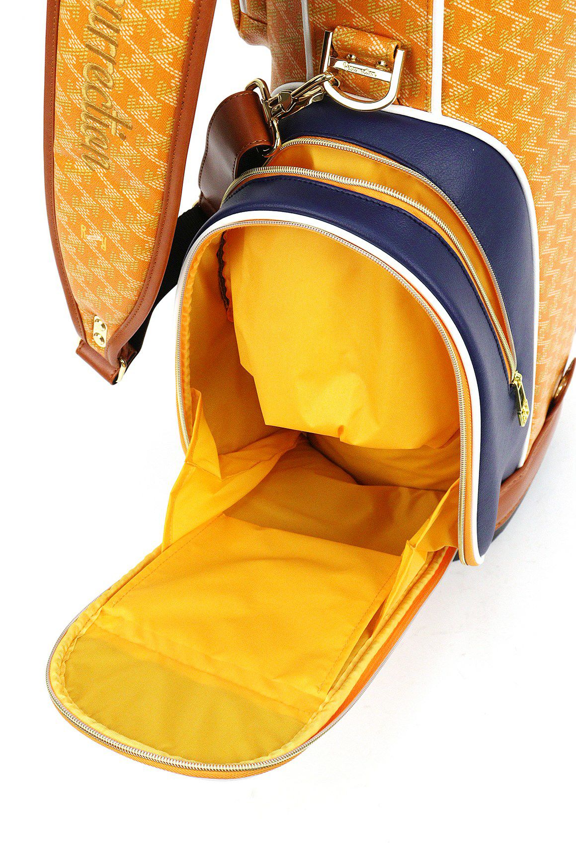 レザレクションのキャディバッグ