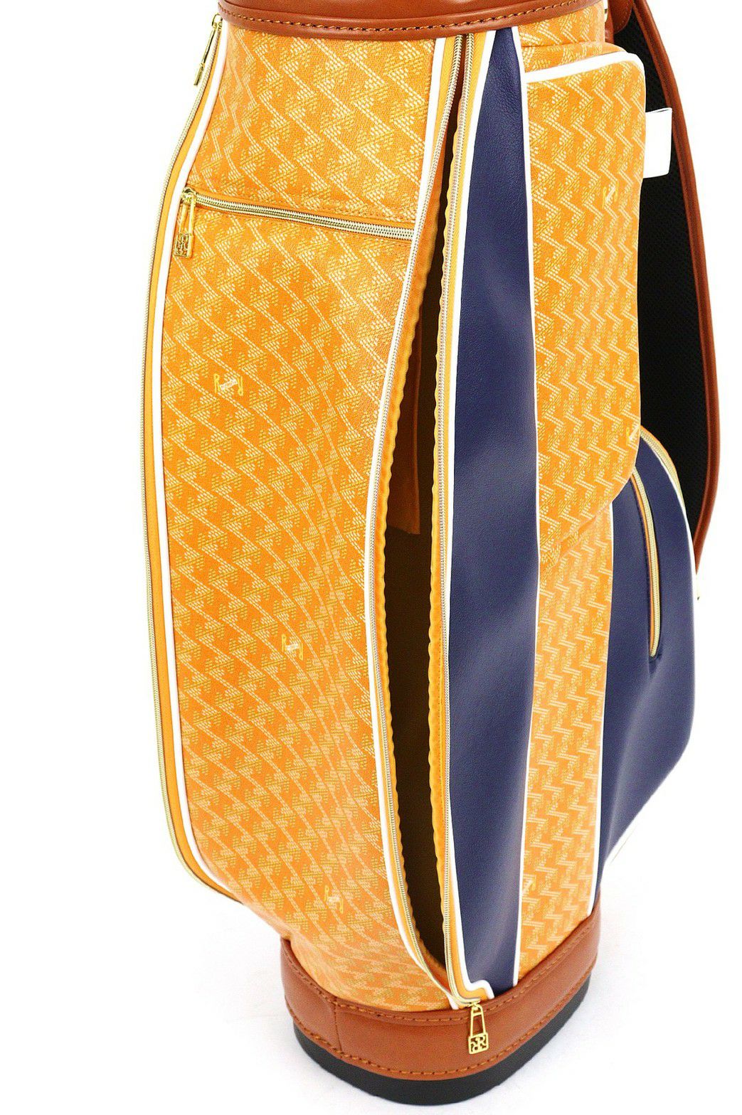 レザレクションのキャディバッグ