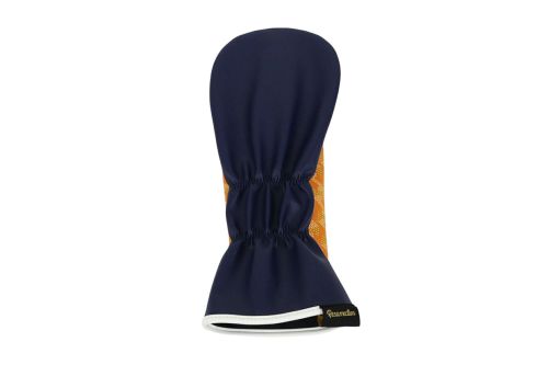 レザレクションのヘッドカバー