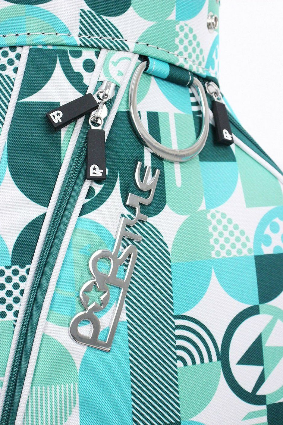 ウィンウィンスタイルのキャディバッグ