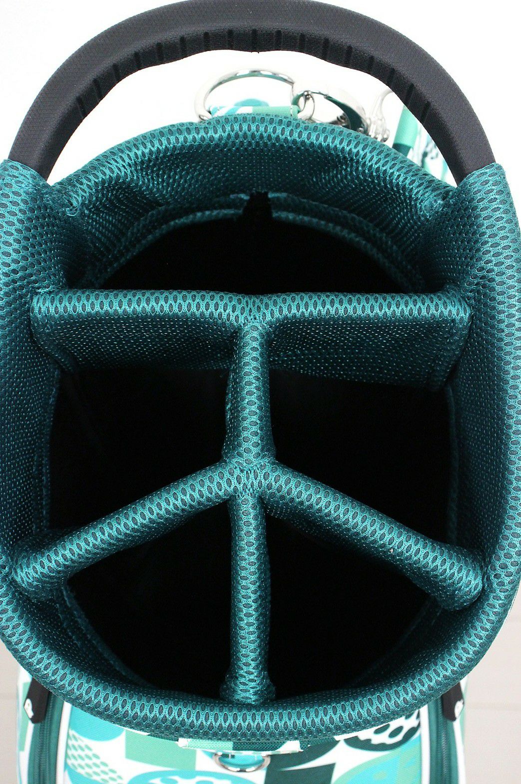 ウィンウィンスタイルのキャディバッグ