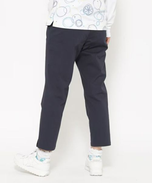 アダバットのパンツ