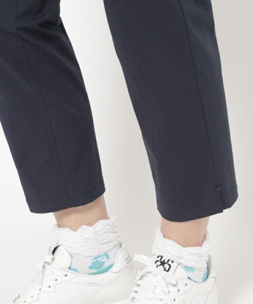 アダバットのパンツ