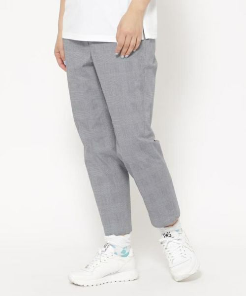 アダバットのパンツ
