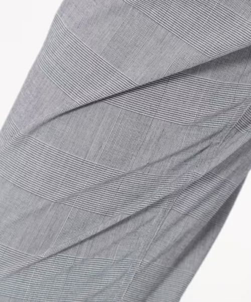 アダバットのパンツ