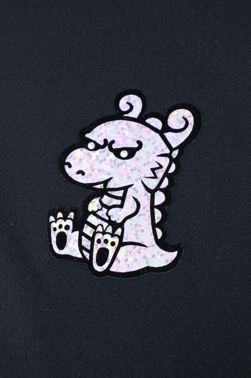 ダンスウィズドラゴンのポロシャツ