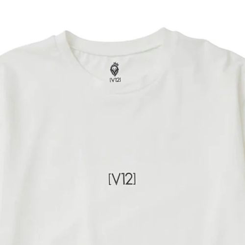 V12のTシャツ