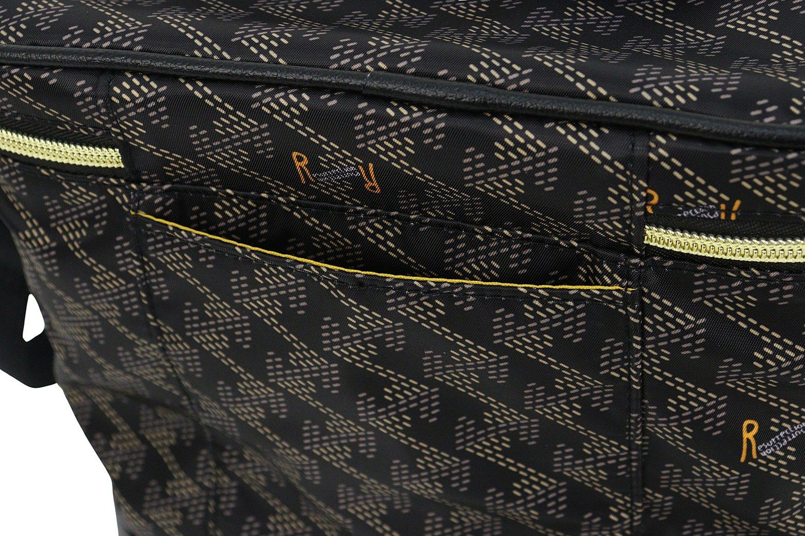 レザレクションのカートバッグ