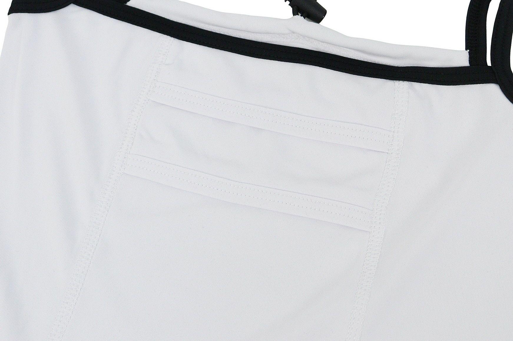 セシルマクビーグリーンのフェイスカバー