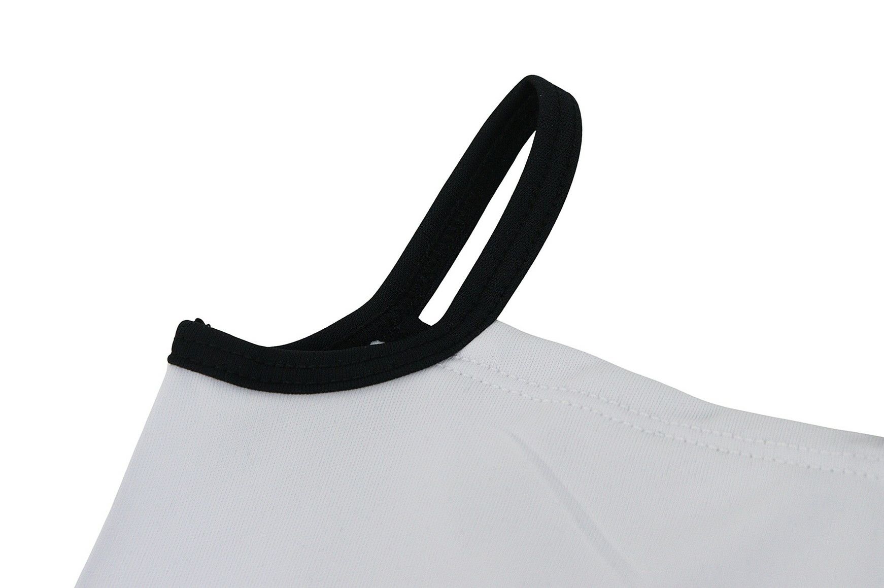 セシルマクビーグリーンのフェイスカバー