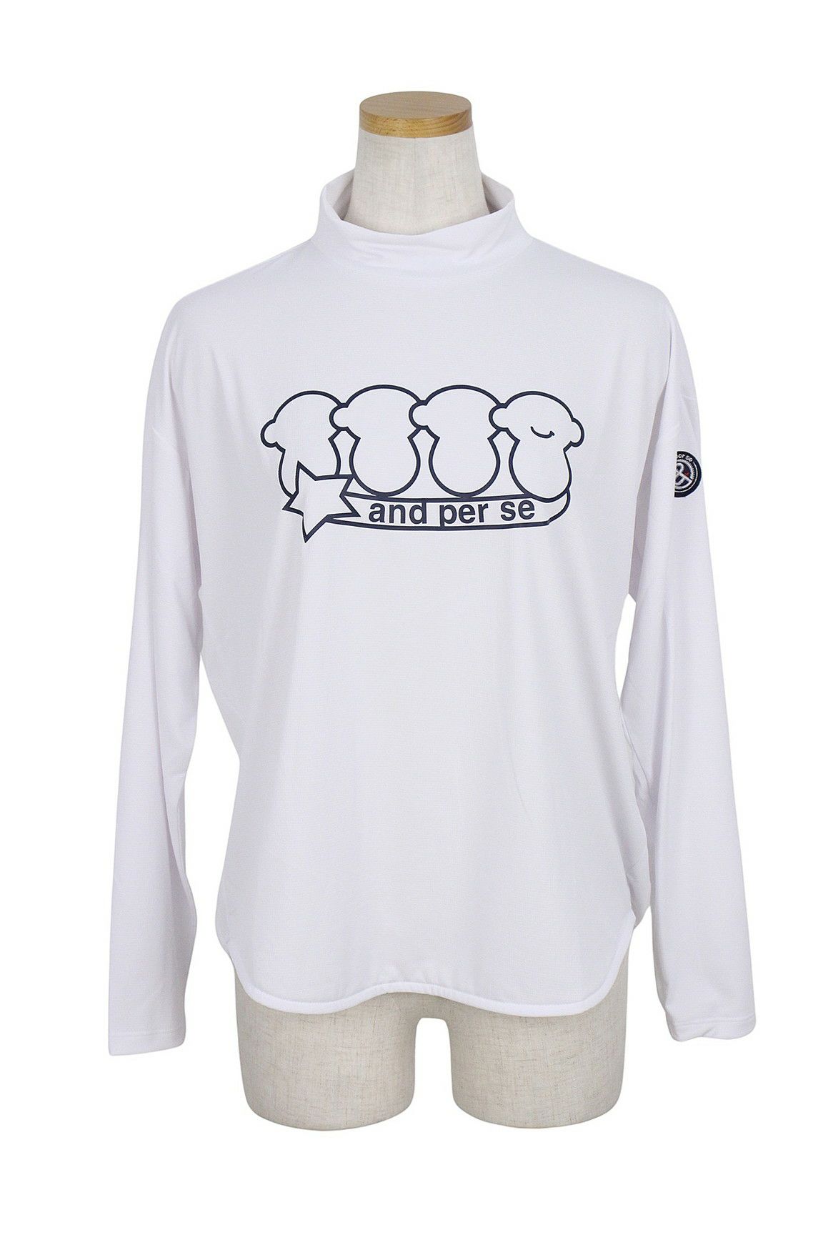 アンパスィのハイネックシャツ