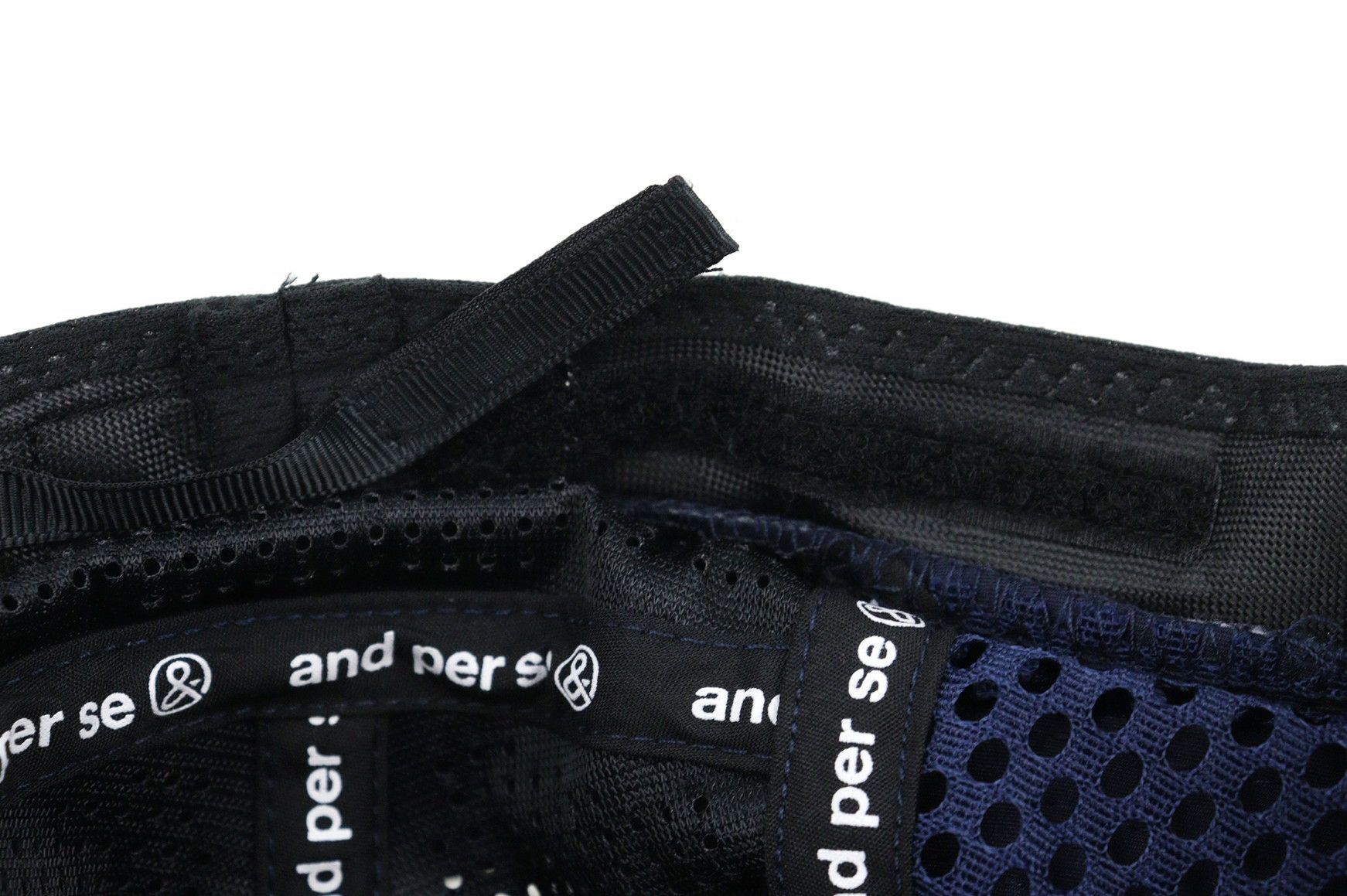 アンパスィのハット