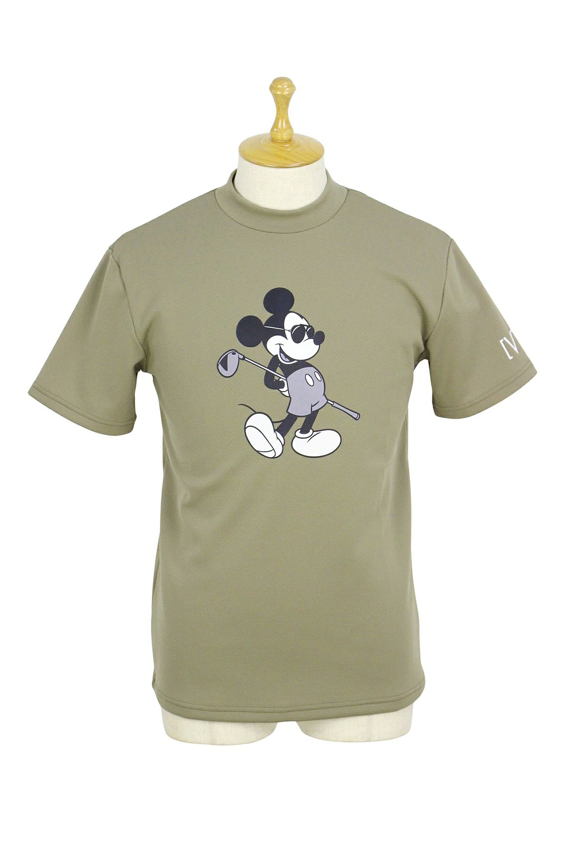 V12ゴルフのハイネックシャツ