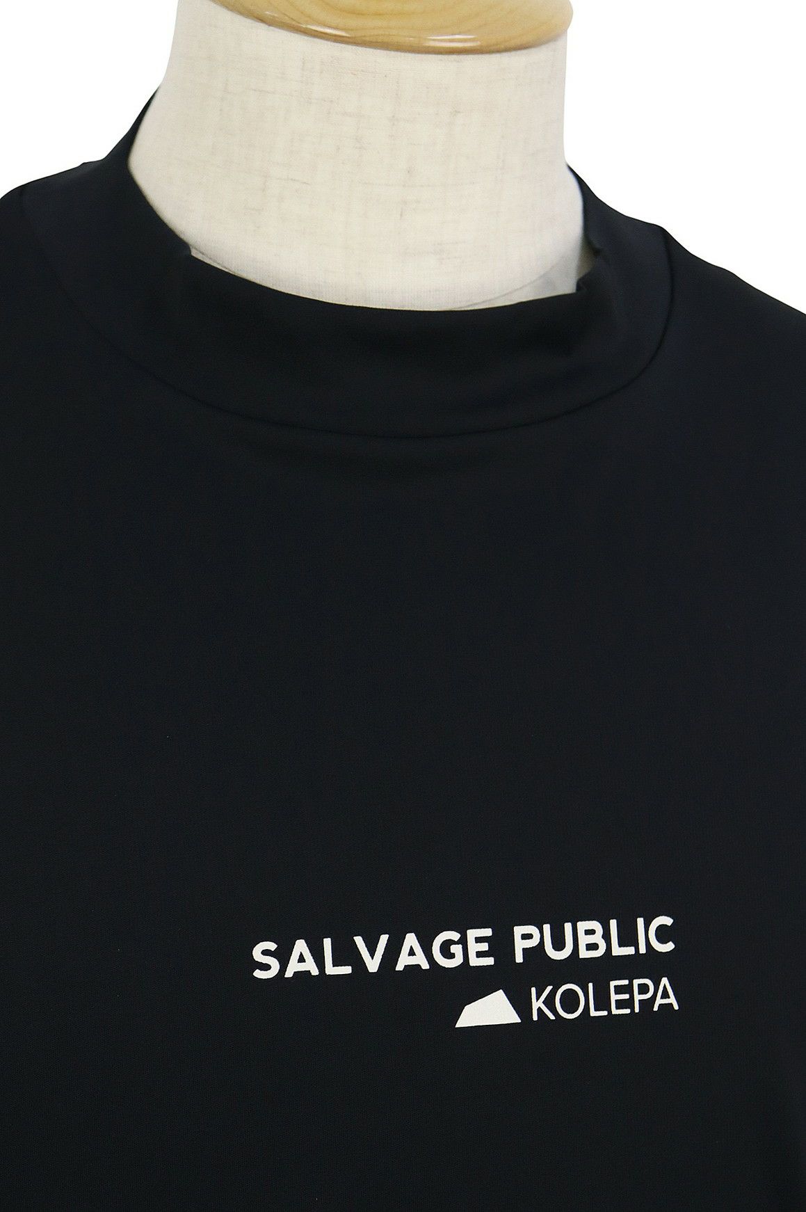 サルベージパブリックコレパのハイネックシャツ