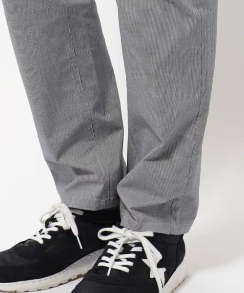 アダバットのパンツ