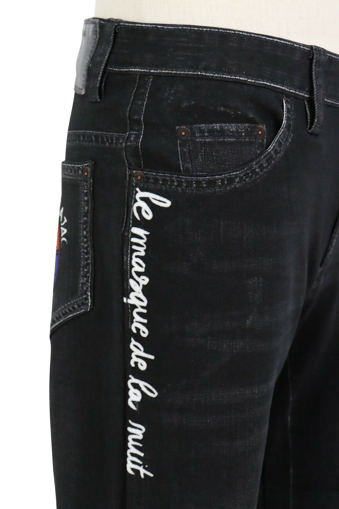 カステルバジャックのパンツ