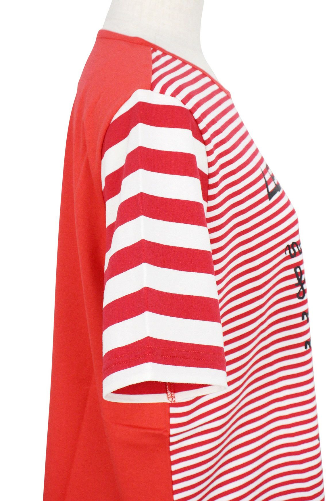 カステルバジャックのTシャツ