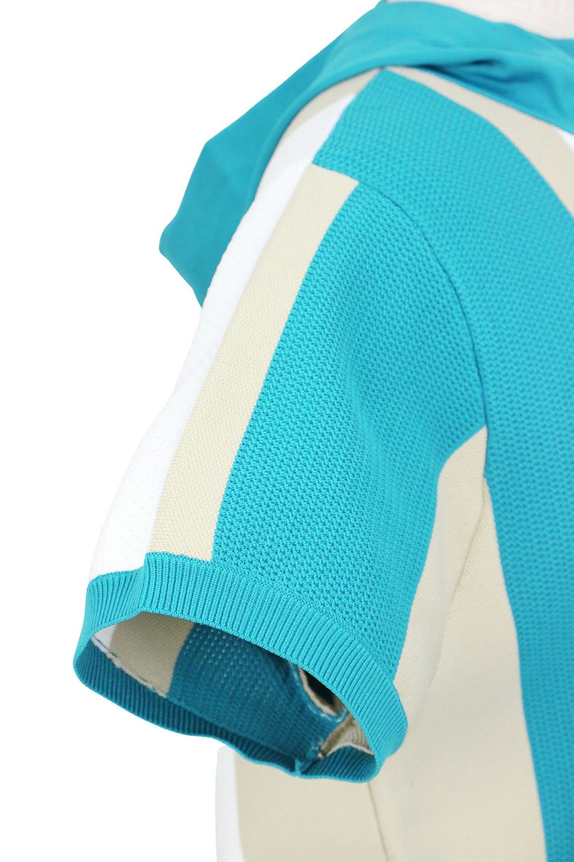 アンパスィのセーター