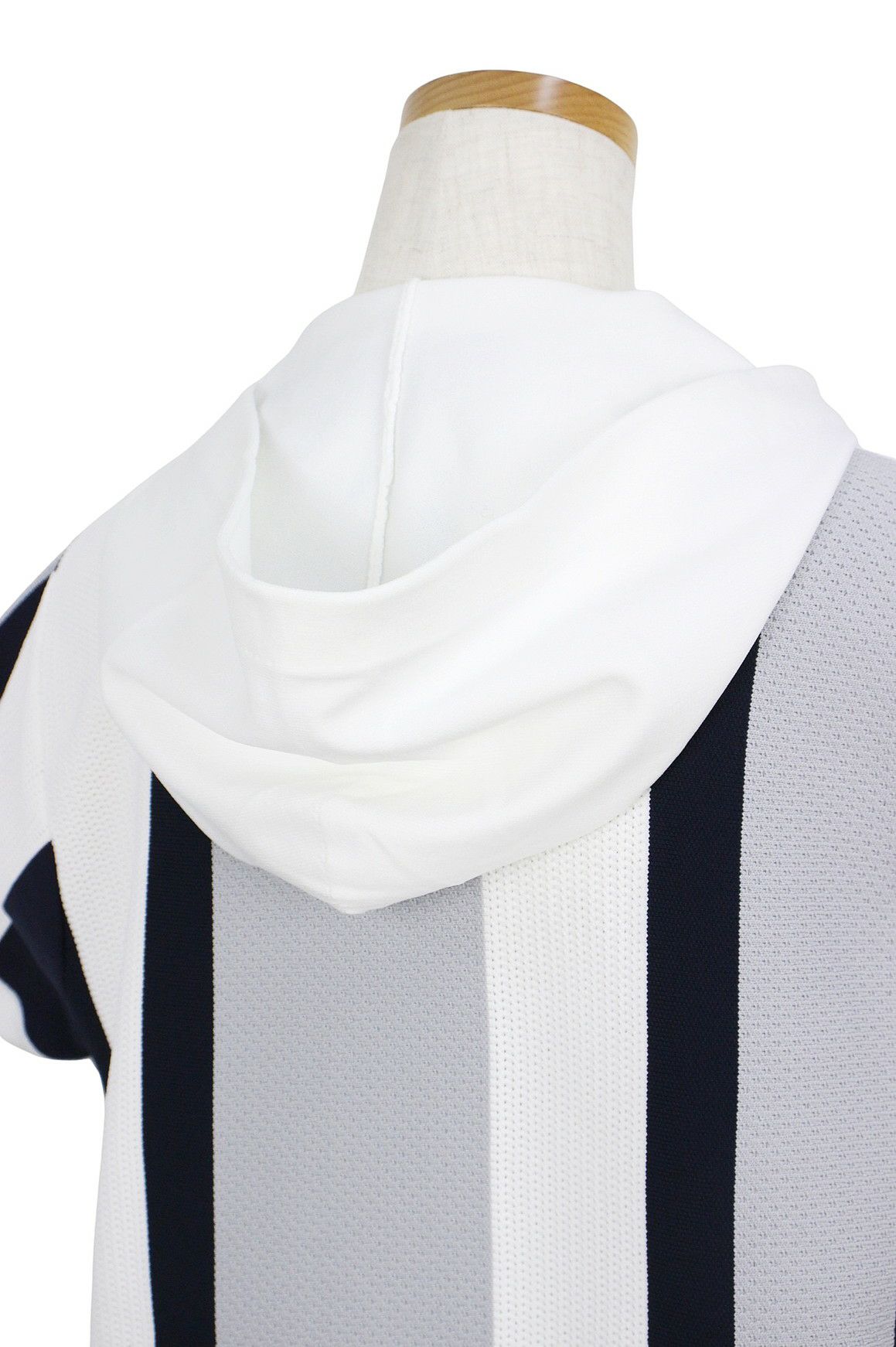 アンパスィのセーター