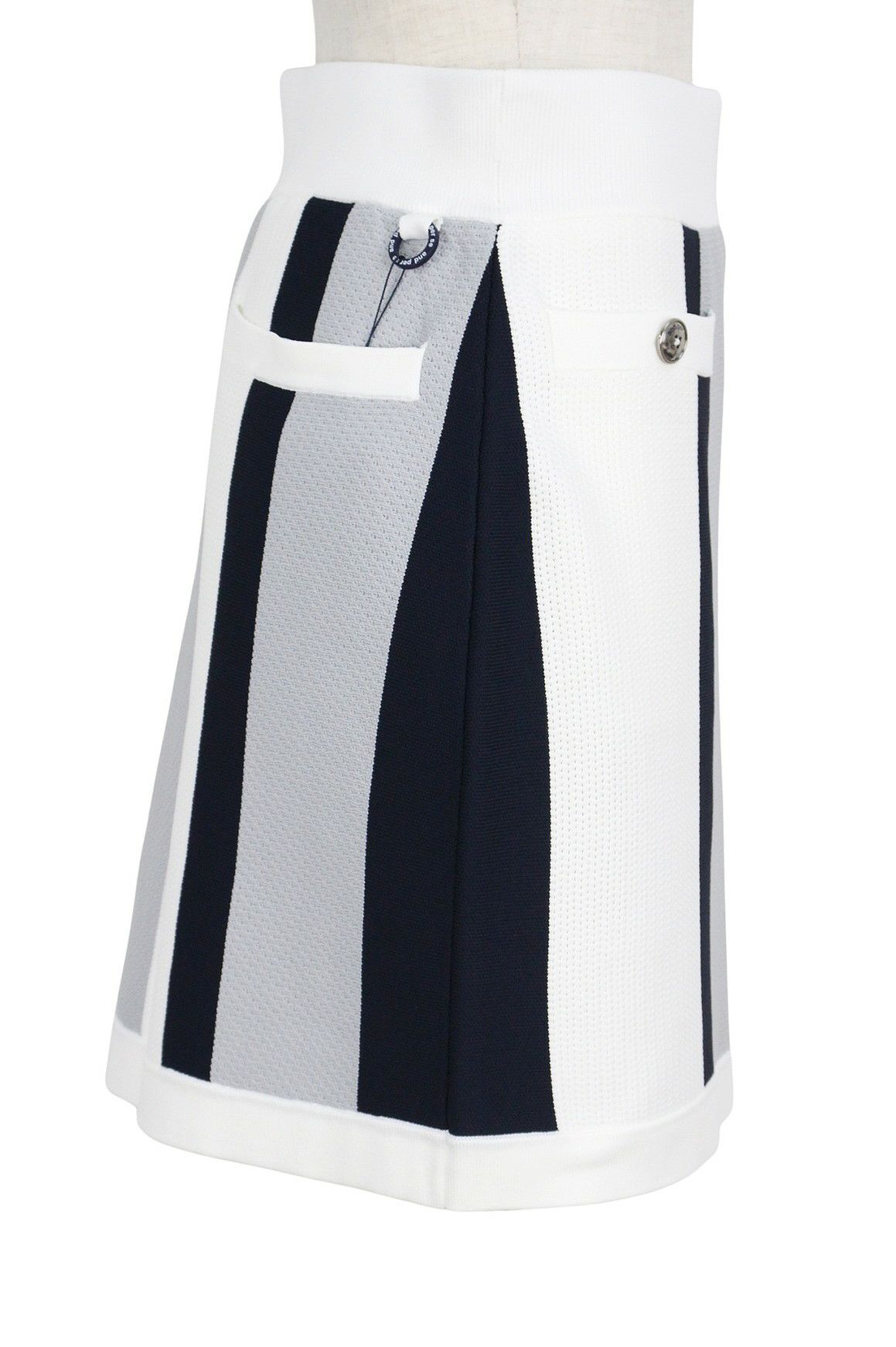 アンパスィのスカート