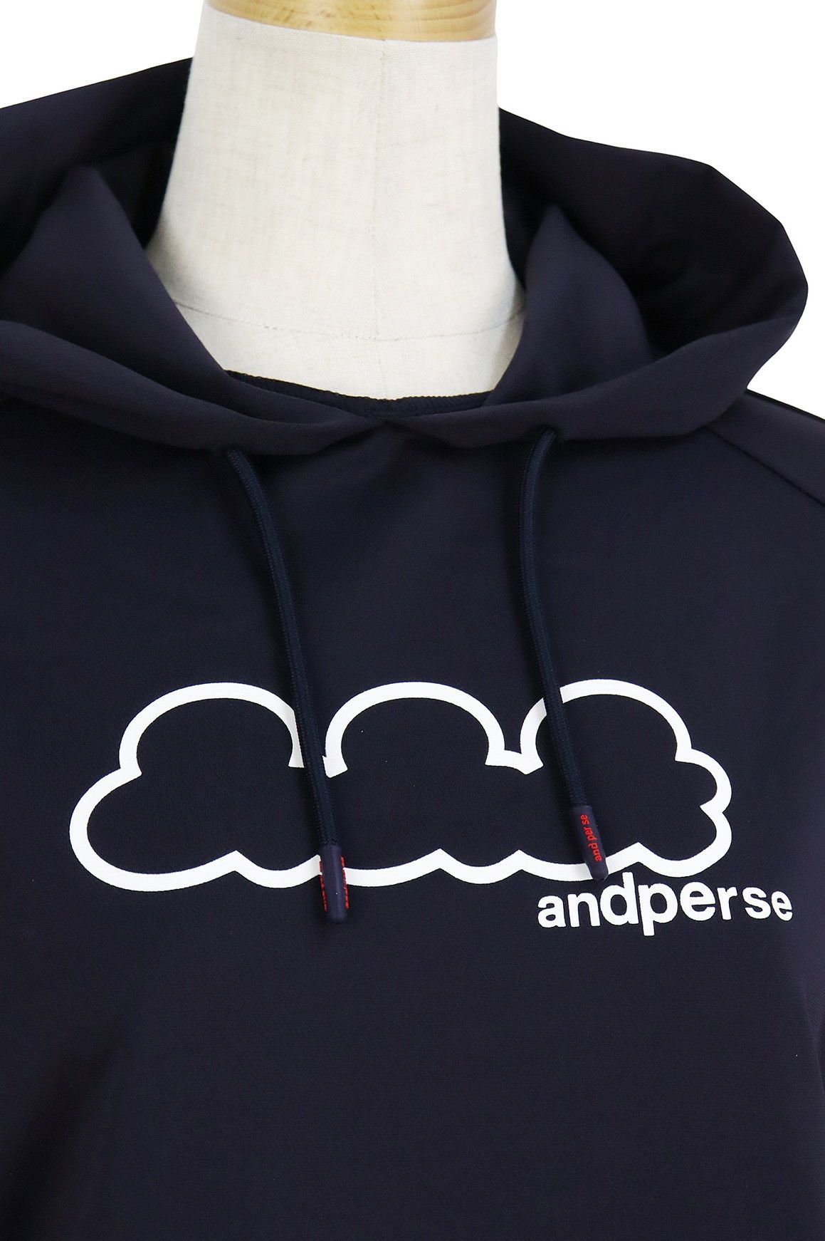 アンパスィのパーカー