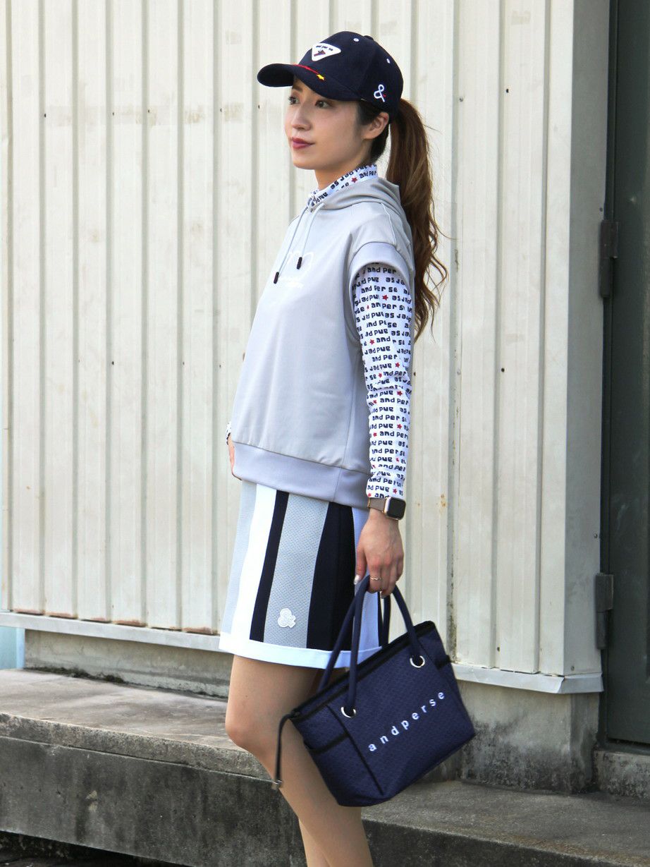 アンパスィのパーカー