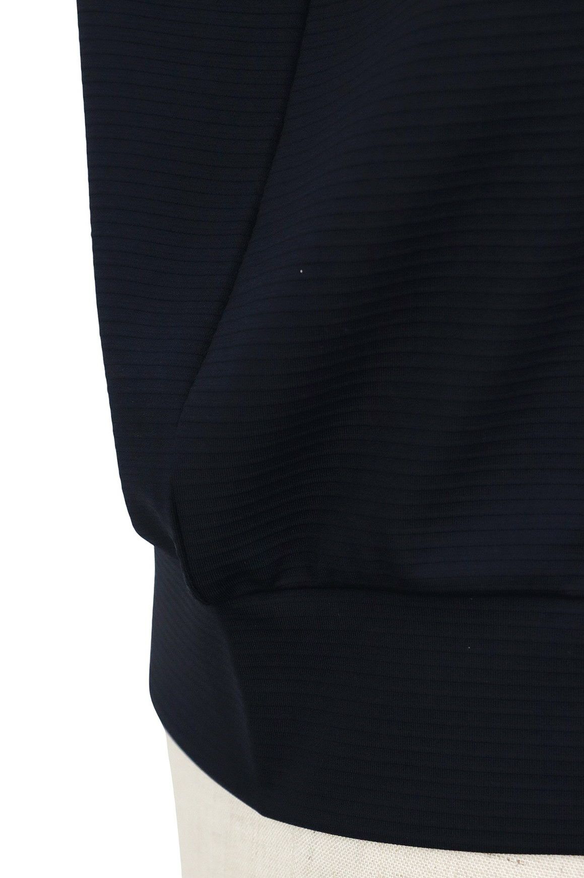 アンパスィのハイネックシャツ