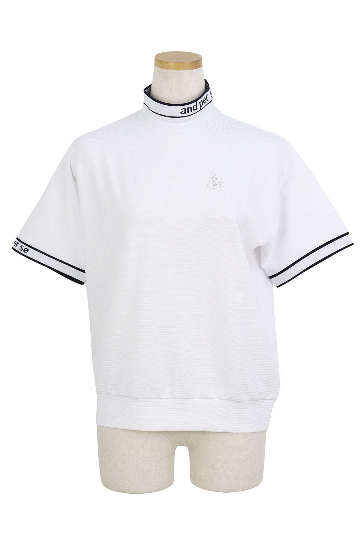 アンパスィのハイネックシャツ