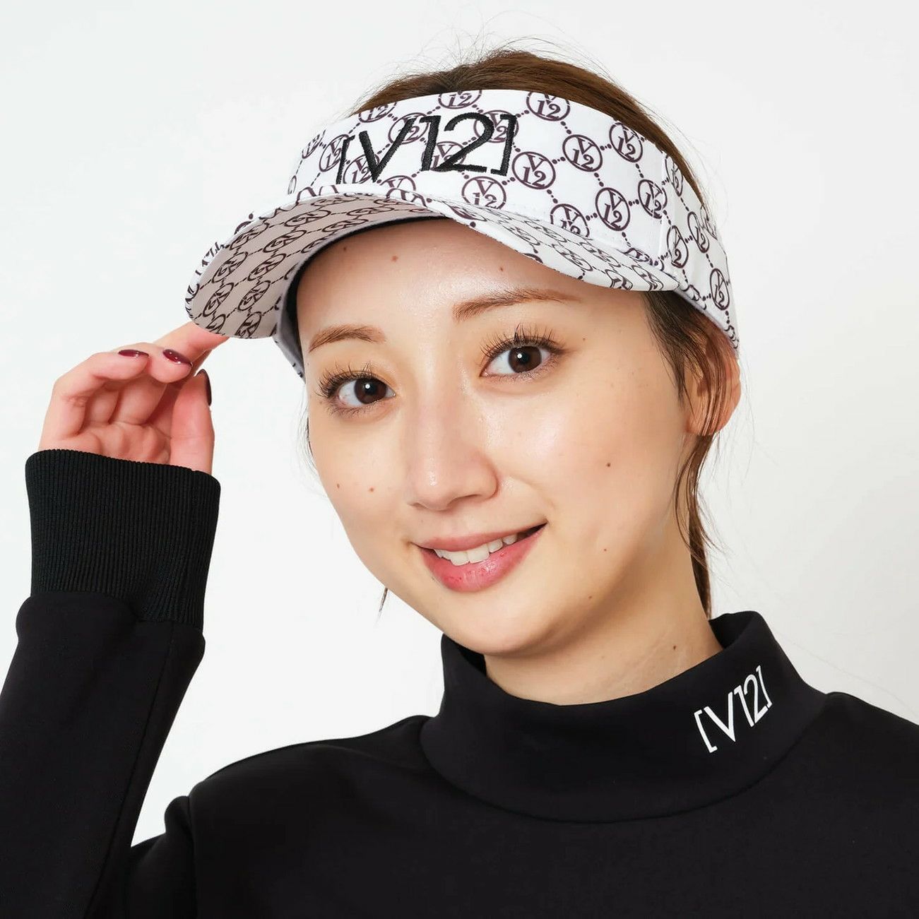 V12のサンバイザー