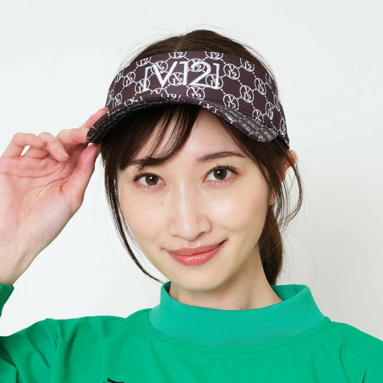 V12のサンバイザー