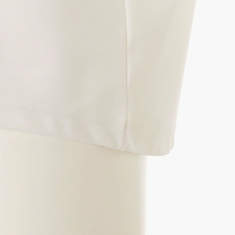 ブリーフィングのハイネックシャツ