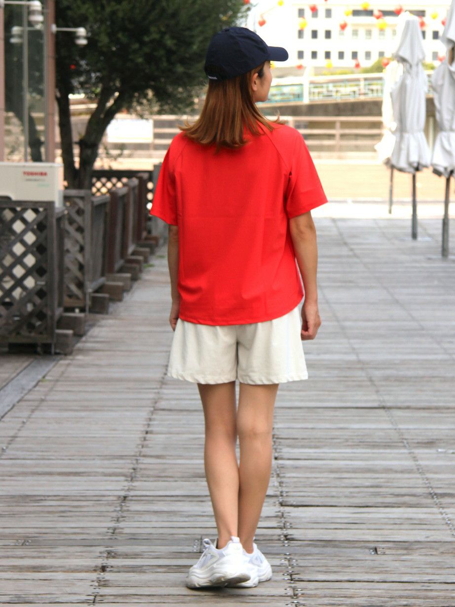 ブリーフィングのハイネックシャツ