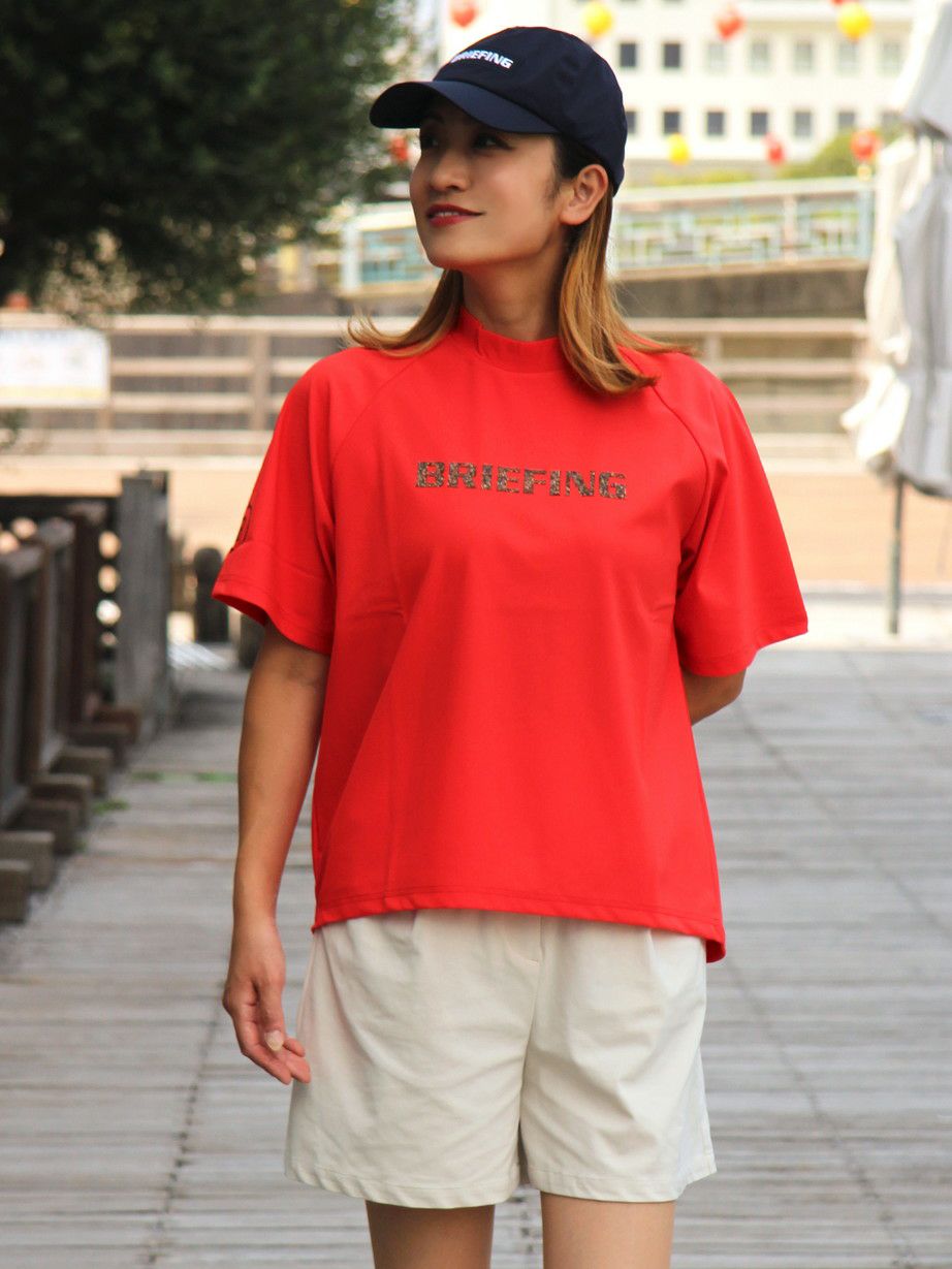 ブリーフィングのハイネックシャツ