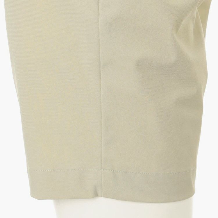 ブリーフィングゴルフのショートパンツ