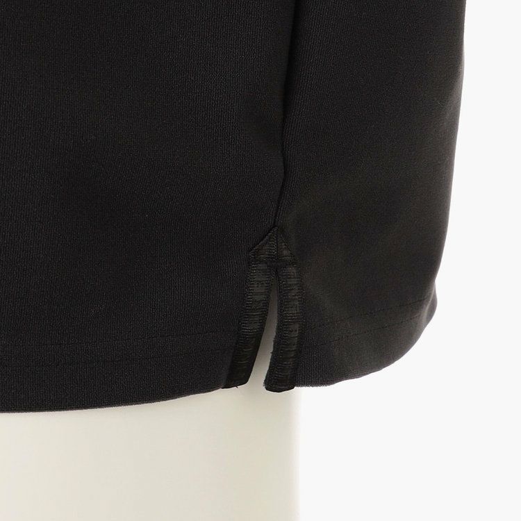 ブリーフィングゴルフのハイネックシャツ